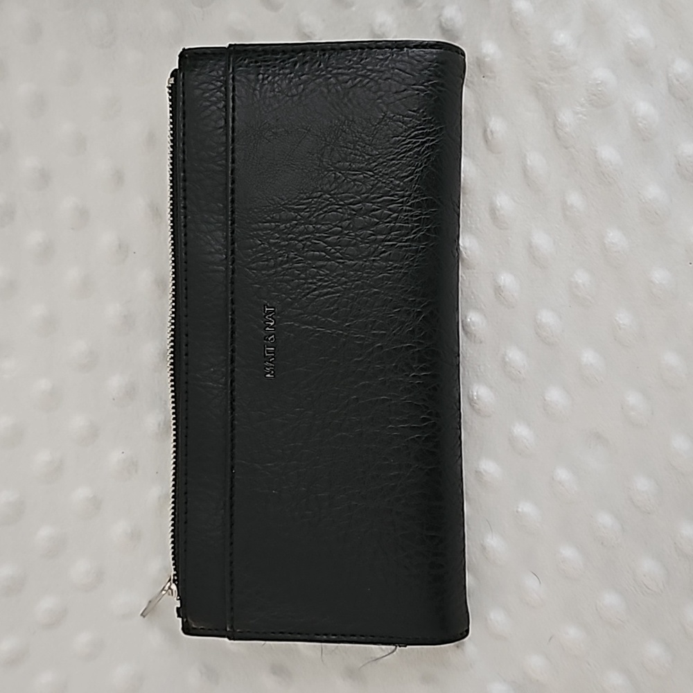 Mat & Nat  Vegan Leather Wallet